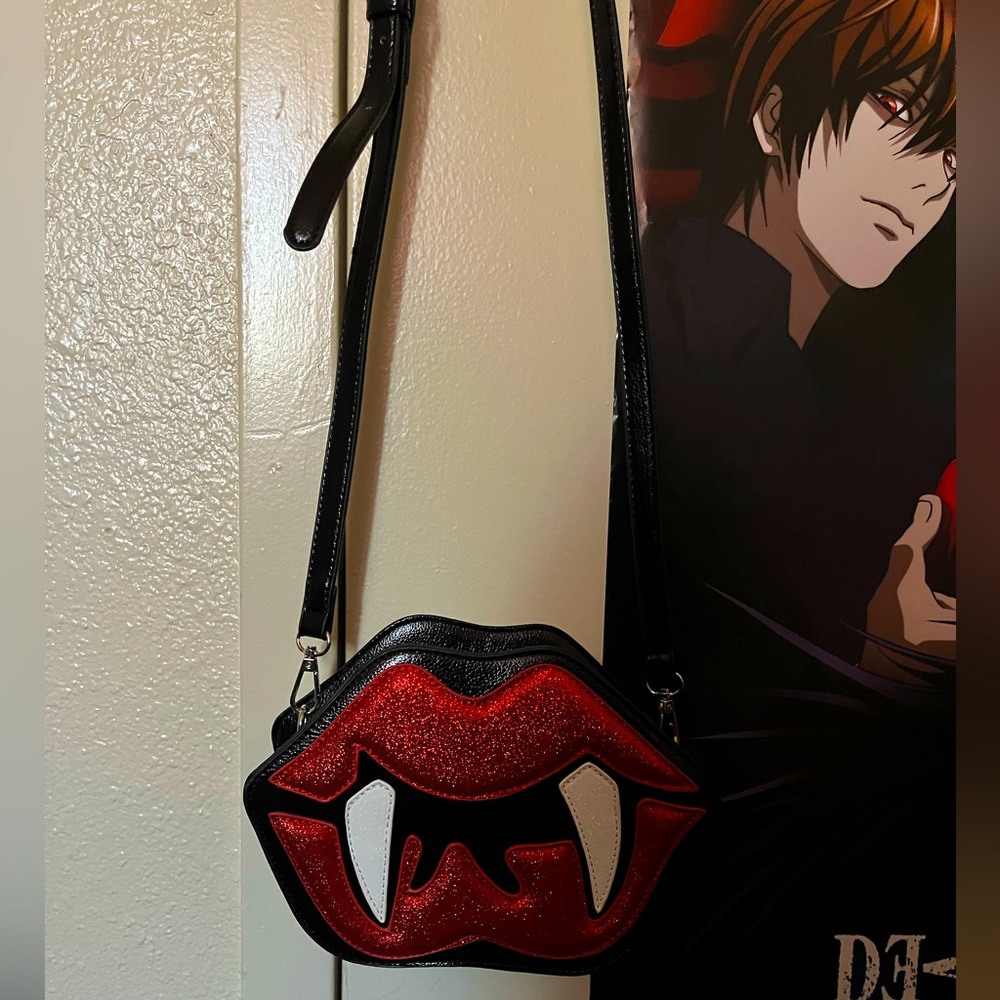 Vampire Bite Bag - image 6